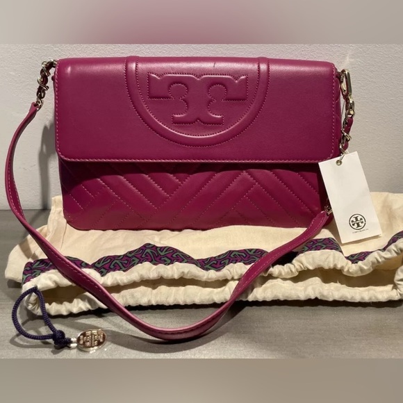 NWT Tory Burch Alexa Convertible Clutch in  Party Fuchsia 🩷 - Picture 6 of 16